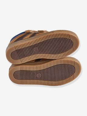 High Top Trainers with Touch Fasteners Z241355