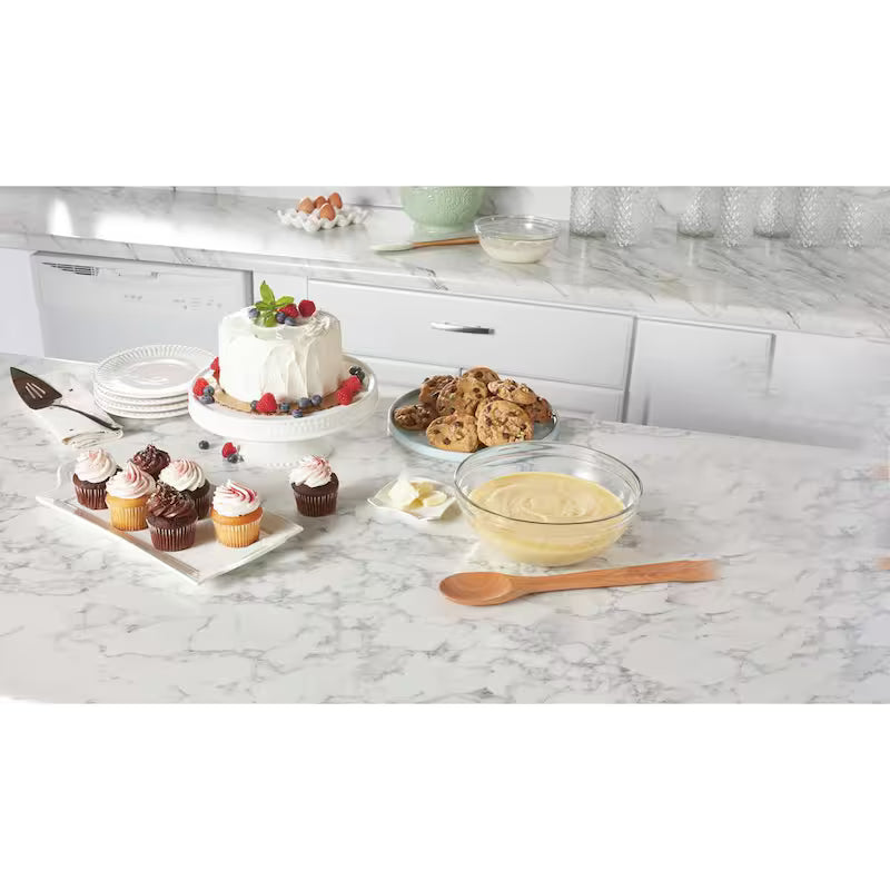 4 Quart 7-Speed White Stand Mixer D883369