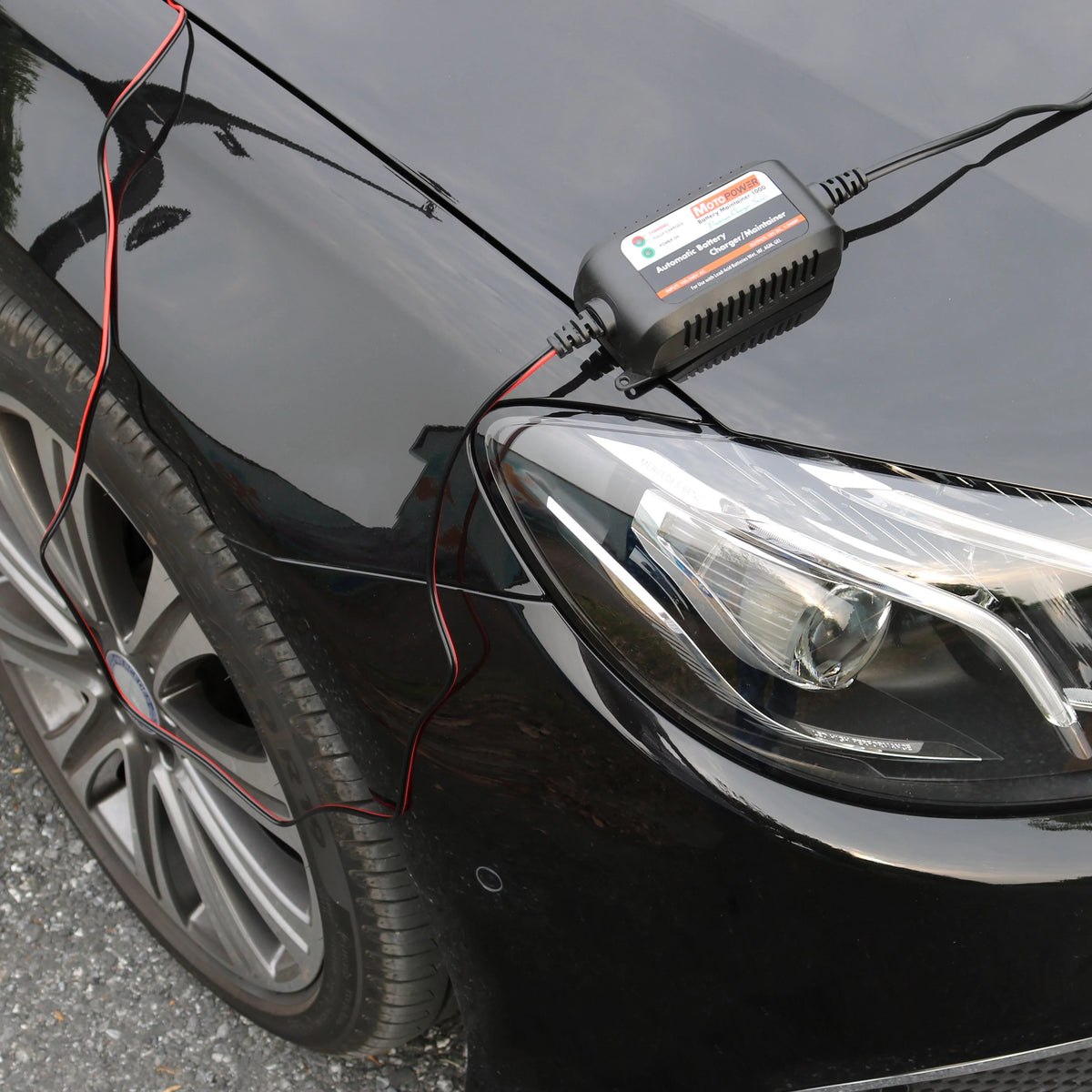 12V 1.5Amp Automatic Battery Charger Maintainer P38390