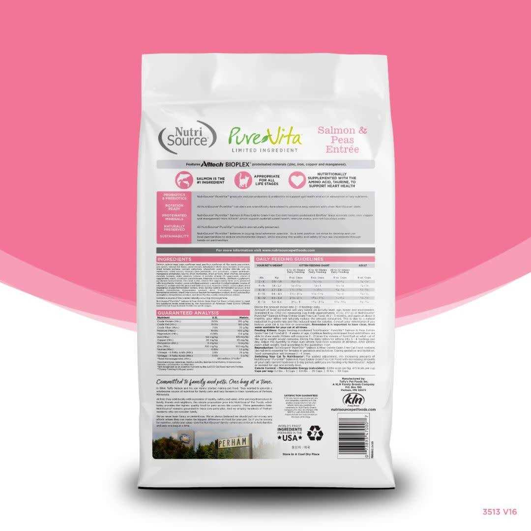 Grain Free Salmon & Peas Dry Cat Food D522076