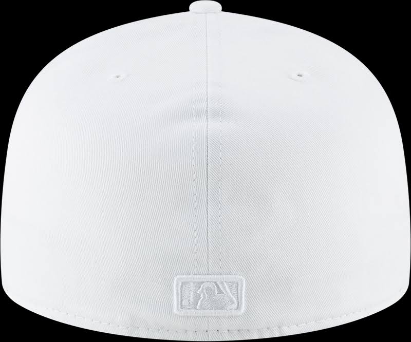 White Fitted Hat Q79659
