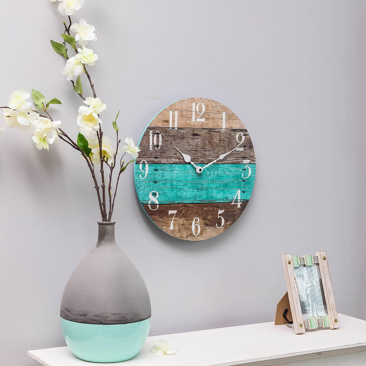 Rustic Coastal Wood Round Wall Clock B774