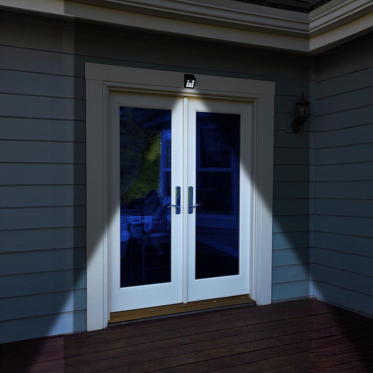 115 Lumen Solar Security Light W260