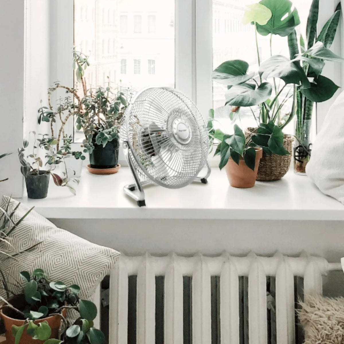 9 High Velocity Floor Fan X82355